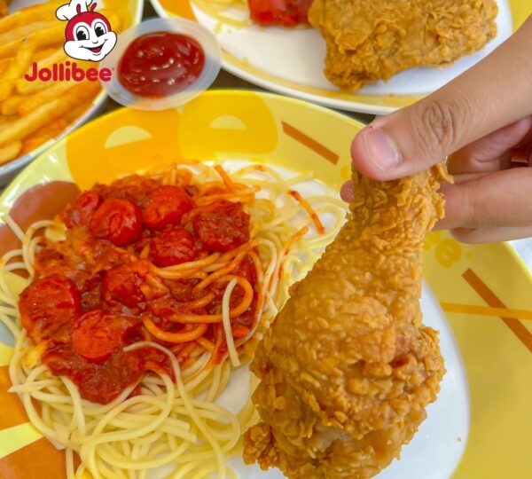 Joillibee Việt Trì – Món ngon chuẩn vị, không gian trẻ trung cho mọi độ tuổi