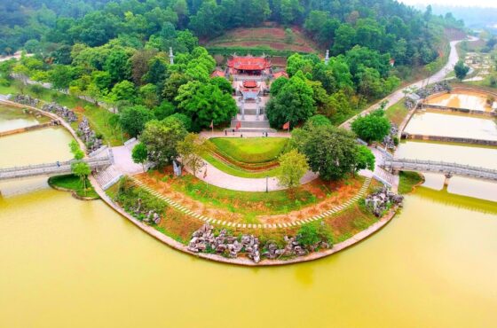 ĐỀN LẠC LONG QUÂN PHÚ THỌ